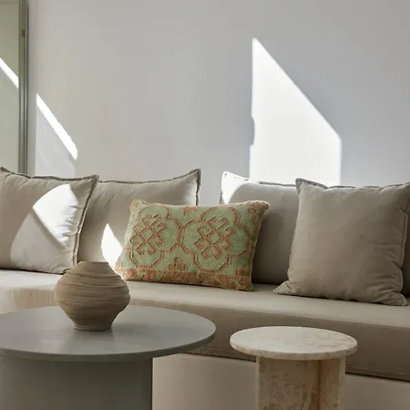 Appartement Thiro Bliss With Private Jacuzzi Pýrgos