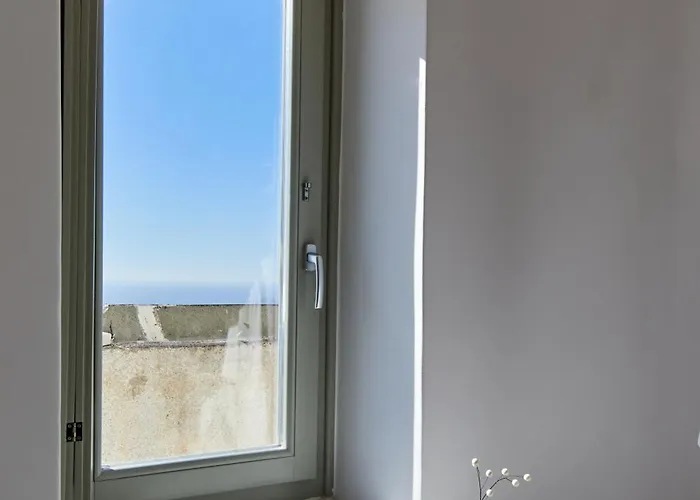 Thiro Bliss With Private Jacuzzi Appartamento *