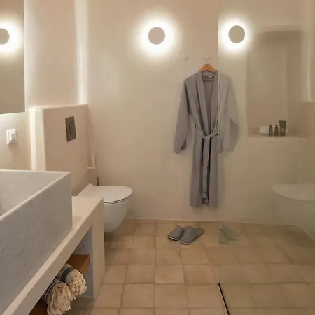 Thiro Bliss With Private Jacuzzi Appartamento