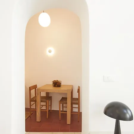 Thiro Bliss With Private Jacuzzi Appartamento Pýrgos