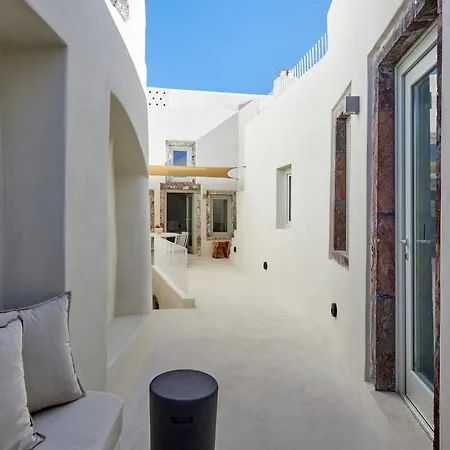 Thiro Bliss With Private Jacuzzi Appartamento *