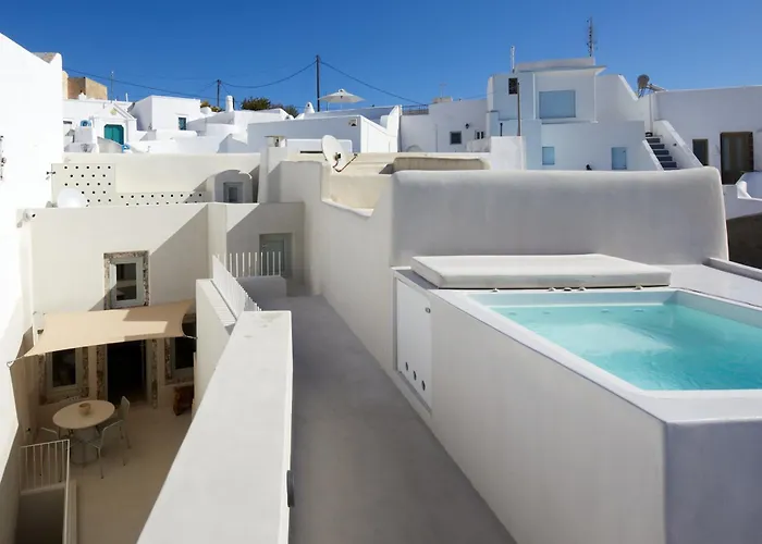 Thiro Bliss With Private Jacuzzi Apartman *