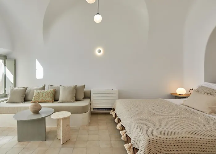 Thiro Bliss With Private Jacuzzi Apartman *