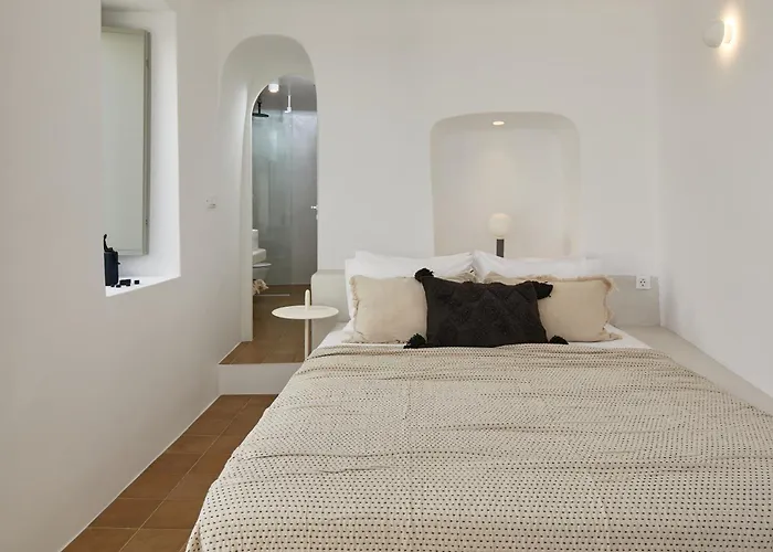 Apartman Thiro Bliss With Private Jacuzzi Pírgosz