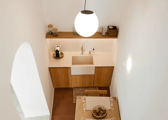 Thiro Bliss With Private Jacuzzi *