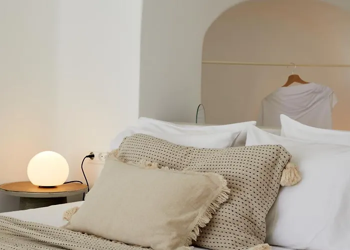 Apartman Thiro Bliss With Private Jacuzzi Pírgosz