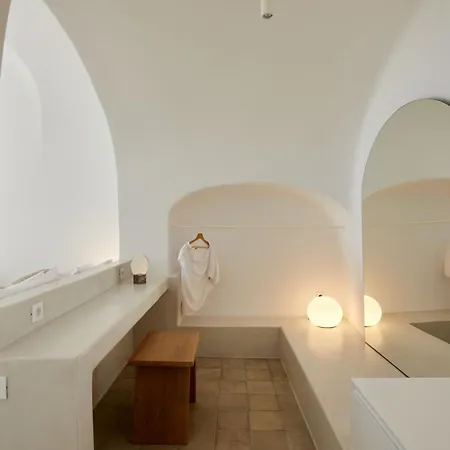 Thiro Bliss With Private Jacuzzi *